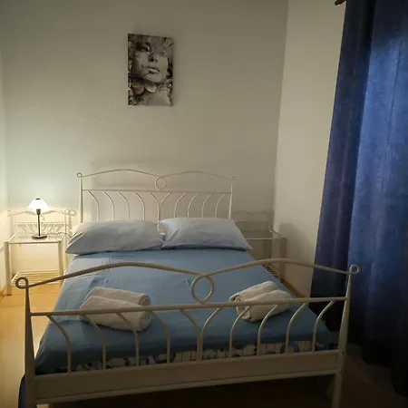 Mihaela Apartamento Gornji Karin